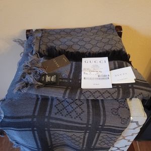 100% auth NIB w/tags GUCCI black gg silk scarf.